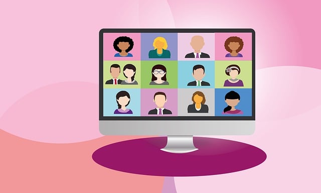 jak przyciągnąć dużą liczbę uczestników na webinar