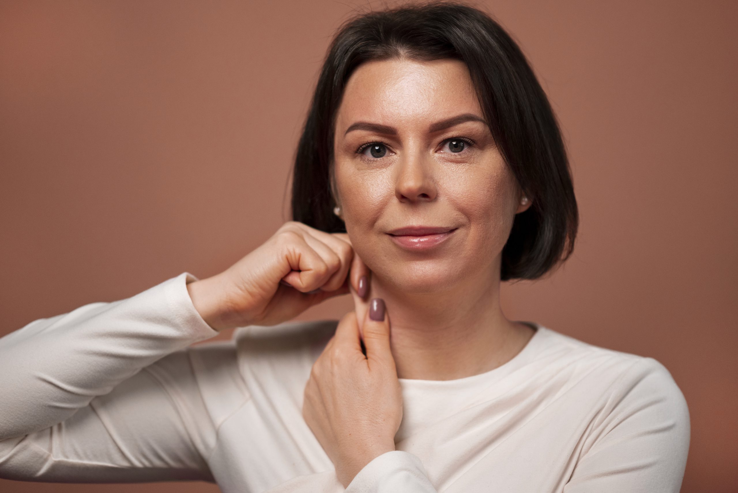 Lipoliza iniekcyjna we Wrocławiu – naturalne modelowanie twarzy