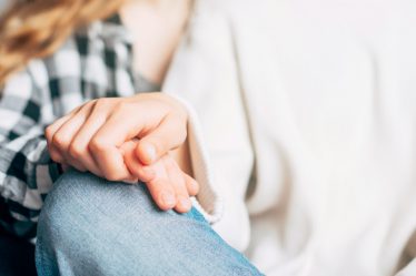 Kobieta cierpiąca na depresję po aborcji